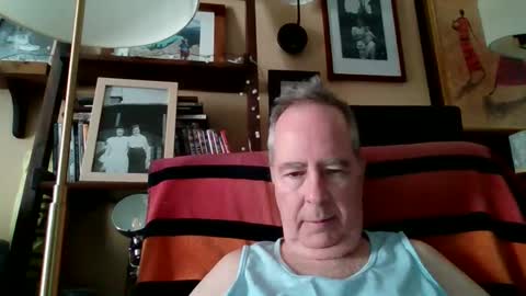 Snapshot of andre6045 chatting on February 24, 7:12 pm andre6045 online show from February 24, 7:12 pm
