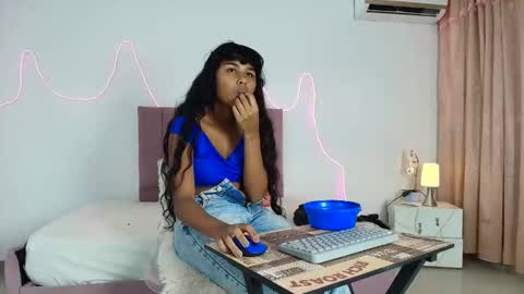 andre_lezcano online show from February 12, 8:04 pm