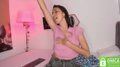 A l e online show from October 27, 6:45 pm