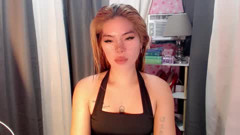 andrea06121998 online show from February 12, 10:54 am