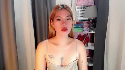andrea06121998 online show from February 18, 11:06 am