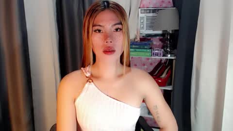 andrea06121998 online show from February 23, 11:51 am