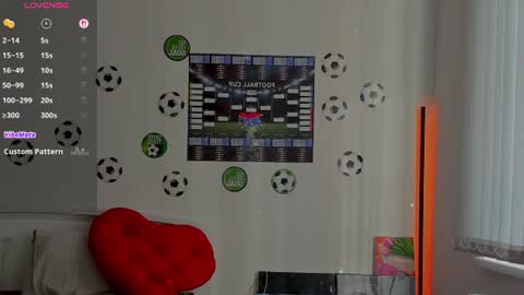 Snapshot of andrea__bass chatting on June 28, 2:45 pm andrea__bass online show from June 28, 2:45 pm