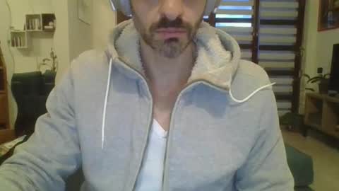 andrea_feetlover online show from February 16, 6:09 am