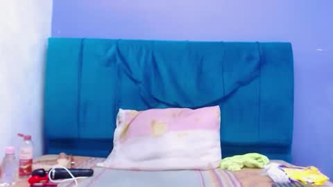 ANDREA LOPEZ online show from March 23, 8:02 pm