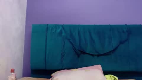 ANDREA LOPEZ online show from April 9, 10:37 pm