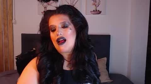 Snapshot of andrea_secret_ chatting on October 25, 5:08 pm ANDREA online show from October 25, 5:08 pm