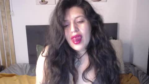 Snapshot of andrea_secret_ chatting on November 26, 2:29 pm ANDREA online show from November 26, 2:29 pm