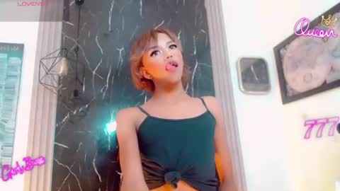 andrea_uchima online show from June 13, 3:48 am