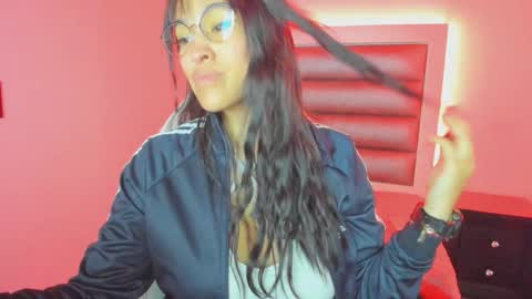 andreabrunet online show from November 14, 12:37 pm