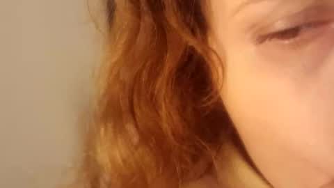Snapshot of andreamartinssean2018 chatting on May 23, 7:35 am andreamartinssean2018 online show from May 23, 7:35 am