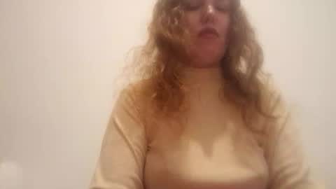 Snapshot of andreamartinssean2018 chatting on June 5, 6:52 am andreamartinssean2018 online show from June 5, 6:52 am