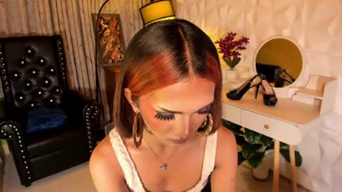 andreamorris online show from June 14, 1:14 am