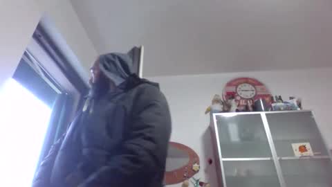 Snapshot of andrecool979 chatting on February 4, 8:09 am Andre online show from February 4, 8:09 am