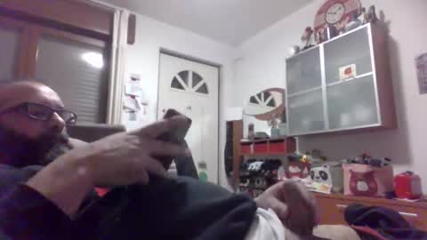 Snapshot of andrecool979 chatting on February 28, 9:05 pm Andre online show from February 28, 9:05 pm