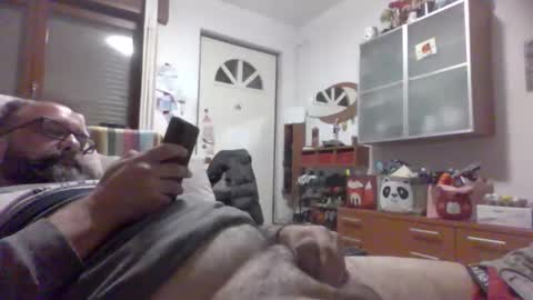 Snapshot of andrecool979 chatting on April 7, 8:20 pm Andre online show from April 7, 8:20 pm