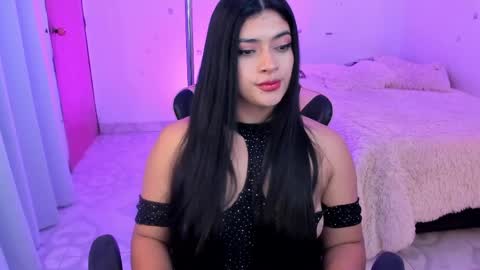 Snapshot of andreeart chatting on May 12, 9:39 am ig online show from May 12, 9:39 am