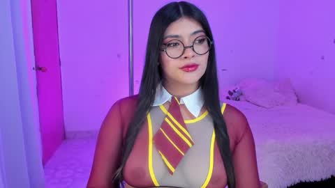 Snapshot of andreeart chatting on May 20, 1:12 am ig online show from May 20, 1:12 am
