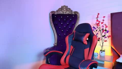 Snapshot of andreew_style_ chatting on March 12, 11:44 pm andreew_style_ online show from March 12, 11:44 pm