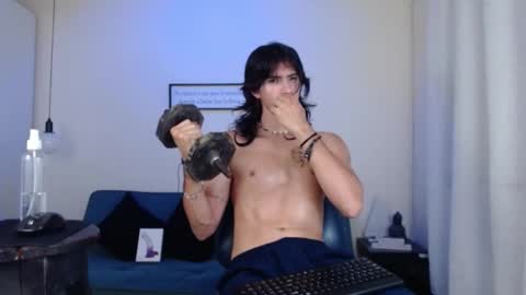 Snapshot of andreey50 chatting on December 17, 11:49 pm Andrey online show from December 17, 11:49 pm