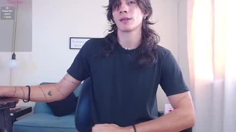 Snapshot of andreey50 chatting on March 10, 8:12 pm Andrey online show from March 10, 8:12 pm