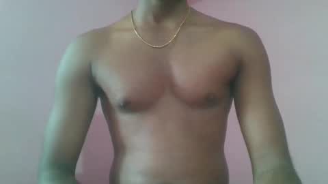 Snapshot of andres01_ chatting on October 28, 7:12 am andres01_ online show from October 28, 7:12 am