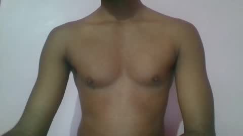 Snapshot of andres01_ chatting on March 14, 2:55 pm andres01_ online show from March 14, 2:55 pm