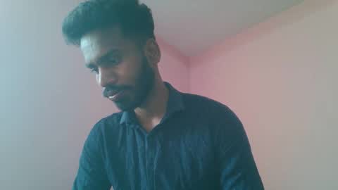 Snapshot of andres01_ chatting on March 28, 10:37 am andres01_ online show from March 28, 10:37 am