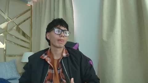 Andres online show from June 17, 12:50 pm