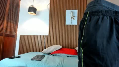 andres_belari online show from October 13, 12:16 pm