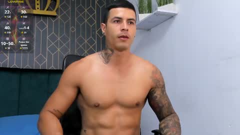 Snapshot of andres_clark chatting on June 23, 6:50 pm insta andres clark online show from June 23, 6:50 pm