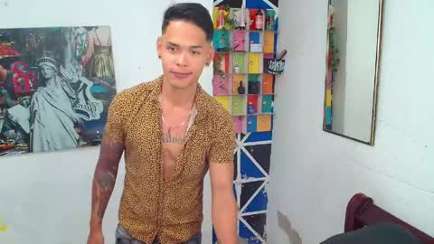 andres_santos777 online show from May 9, 5:51 pm
