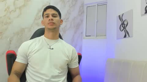 Snapshot of andres_stud chatting on September 21, 4:47 am andres_stud online show from September 21, 4:47 am