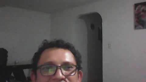 Snapshot of andresfloga chatting on June 14, 6:04 am andresfloga online show from June 14, 6:04 am