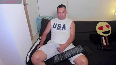 Andreslush04 online show from May 13, 2:42 am
