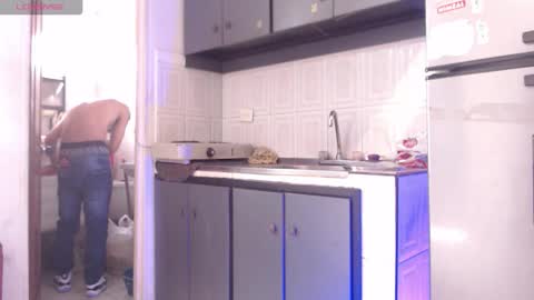 Snapshot of andressdean chatting on October 7, 8:06 pm Andres Dean online show from October 7, 8:06 pm