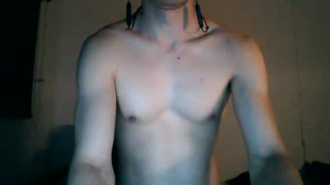 Snapshot of andresse_lat chatting on July 12, 8:05 am andresse_lat online show from July 12, 8:05 am
