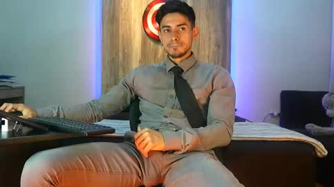 Andrew online show from November 4, 3:27 am