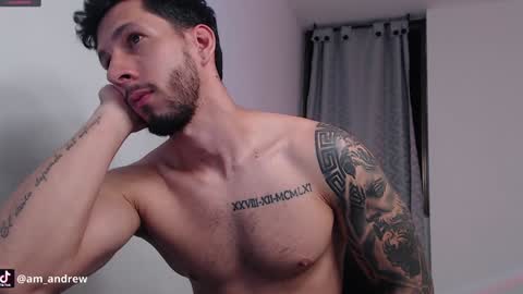 Snapshot of andrew_mathe chatting on December 19, 2:01 am Andrew Mathwes online show from December 19, 2:01 am