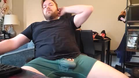 andrew_tzz online show from May 27, 9:39 am