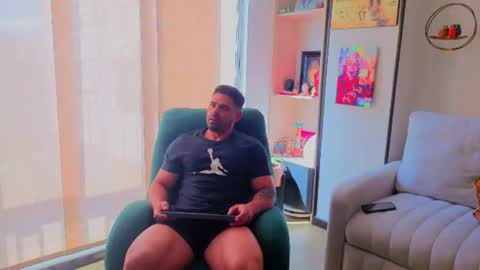 Andrew online show from June 20, 2:42 pm