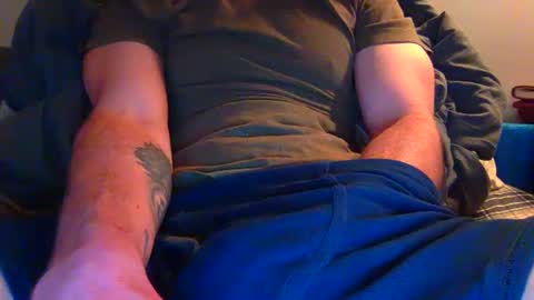 Snapshot of andrewholdsteady chatting on February 21, 5:46 am andrewholdsteady online show from February 21, 5:46 am