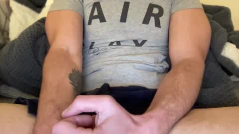 Snapshot of andrewholdsteady chatting on February 7, 12:03 am andrewholdsteady online show from February 7, 12:03 am