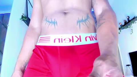 Snapshot of andrewkenoxx_ chatting on February 3, 8:03 pm ANDREW KENNOXX online show from February 3, 8:03 pm