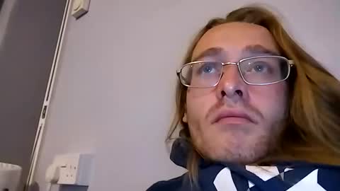 andrewwhitby online show from September 28, 3:12 am