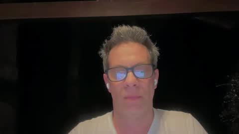 Snapshot of andy0pandi chatting on January 22, 7:14 am Andrew online show from January 22, 7:14 am