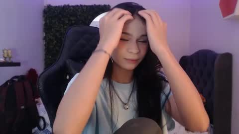 Snapshot of andy_bell_x chatting on January 31, 4:03 am ANDY online show from January 31, 4:03 am