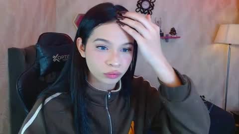 Snapshot of andy_bell_x chatting on October 2, 6:31 am ANDY online show from October 2, 6:31 am