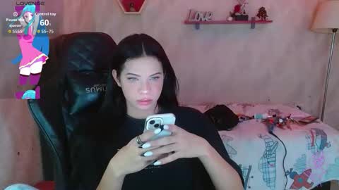 Snapshot of andy_bell_x chatting on November 11, 4:56 am ANDY online show from November 11, 4:56 am