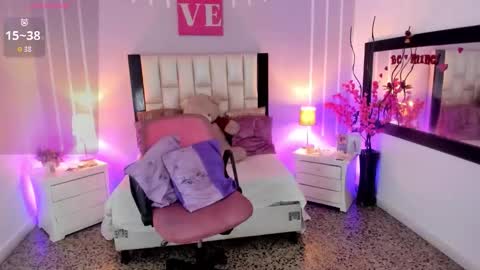 Andrea online show from December 2, 1:28 pm